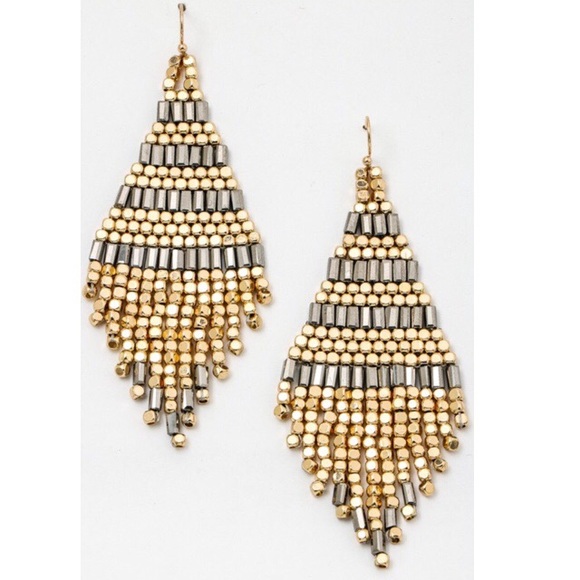 Jewelry - 🌟HP 7/4🌟 Beaded Tassel Earrings